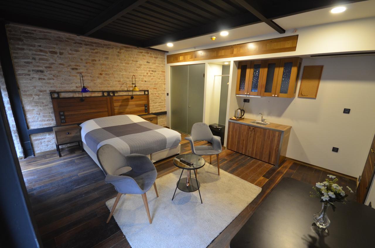 Uenver Galata Apart Istanbul Exterior photo