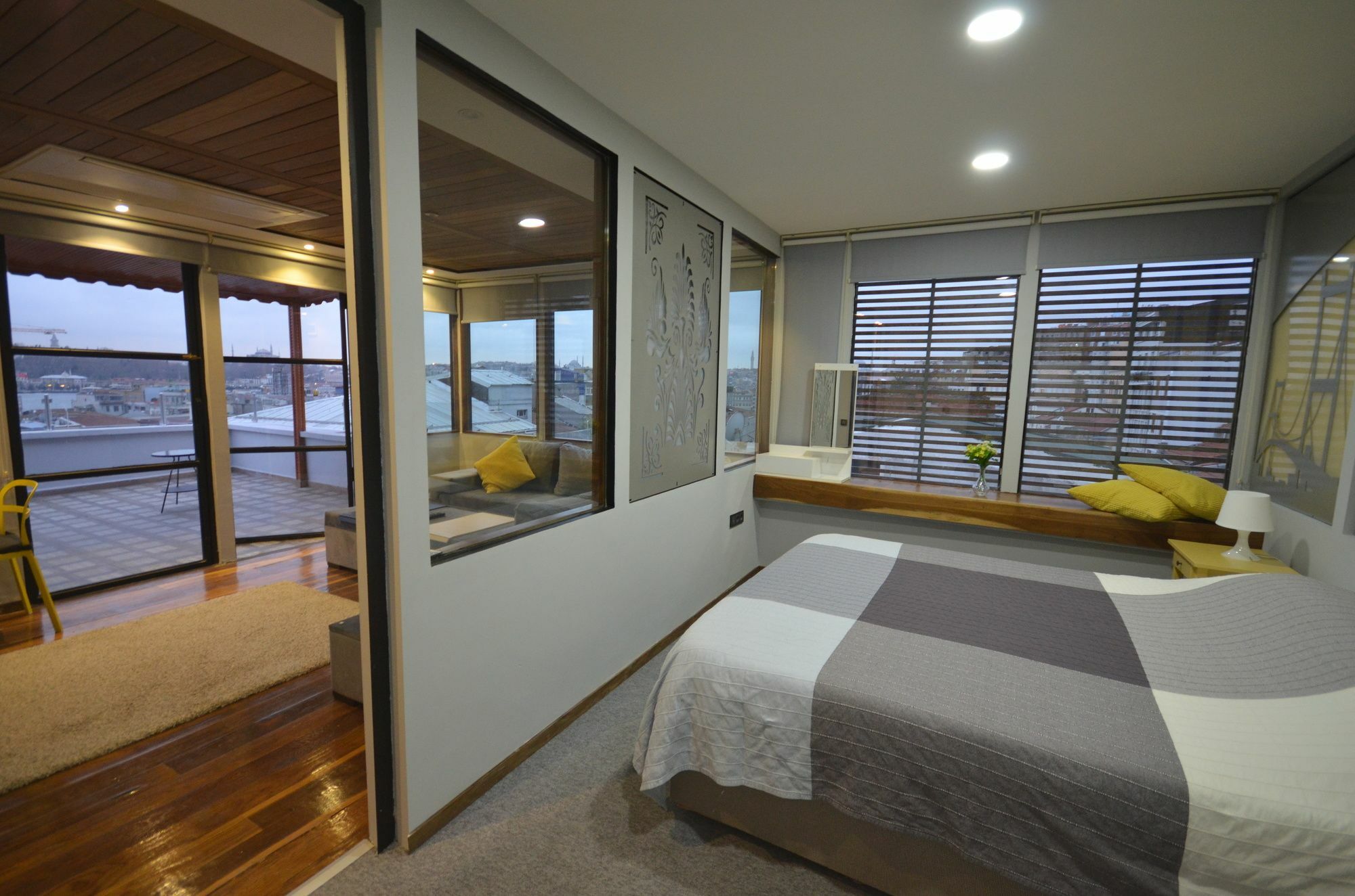 Uenver Galata Apart Istanbul Exterior photo
